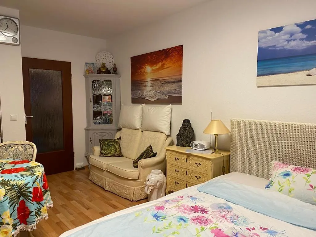 Apartment Mitten In Duesseldorf