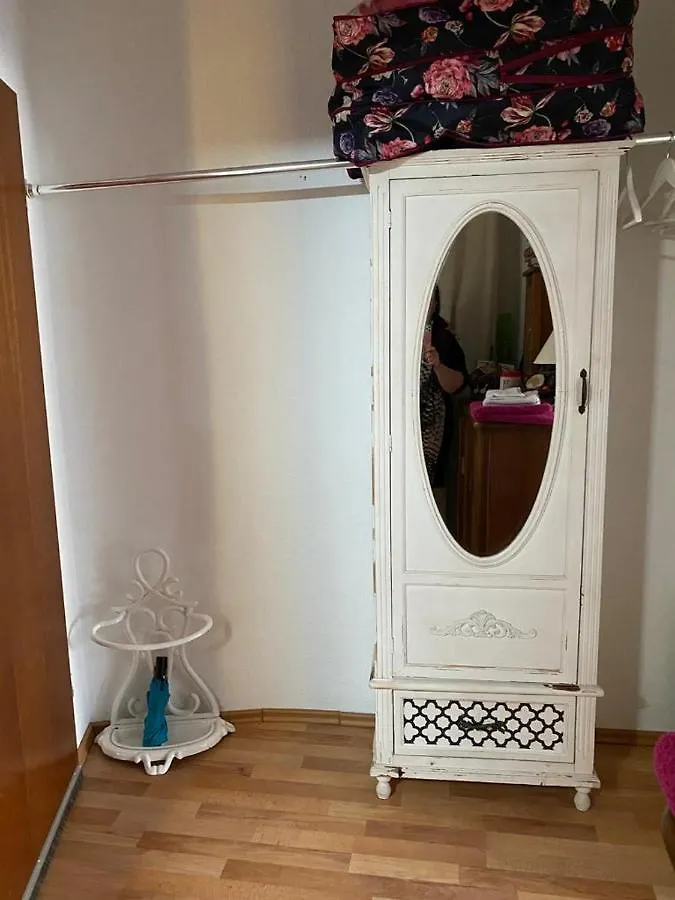 Apartment Mitten In Duesseldorf Germany